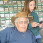 ציון והילה במשתלת זרעים מציון